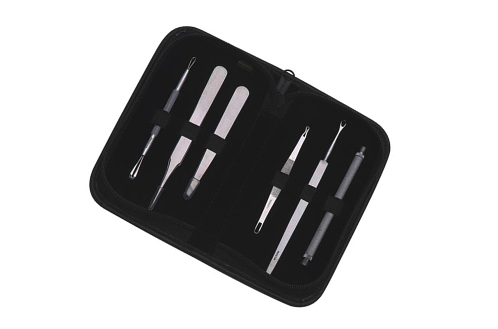 Manicure & Pedicure Kits